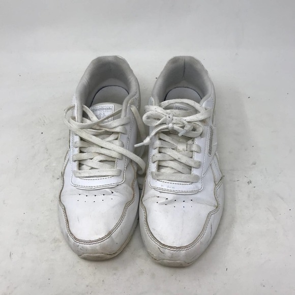 Reebok Classic Low Top Sneakers - Picture 2 of 9